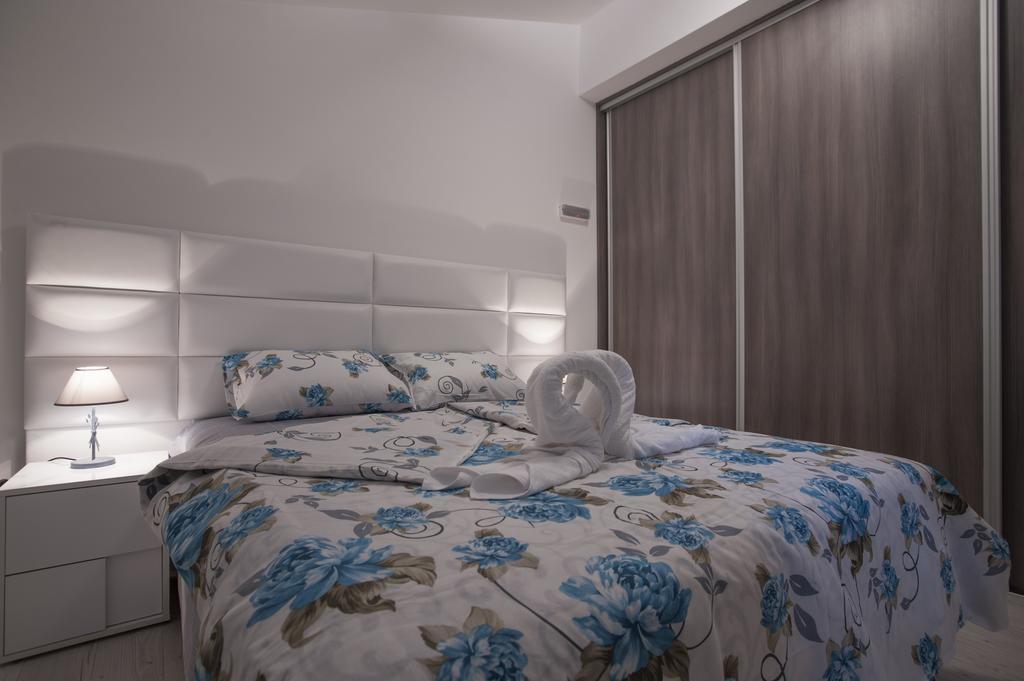 Apartments Kuljace Свети-Стефан Экстерьер фото
