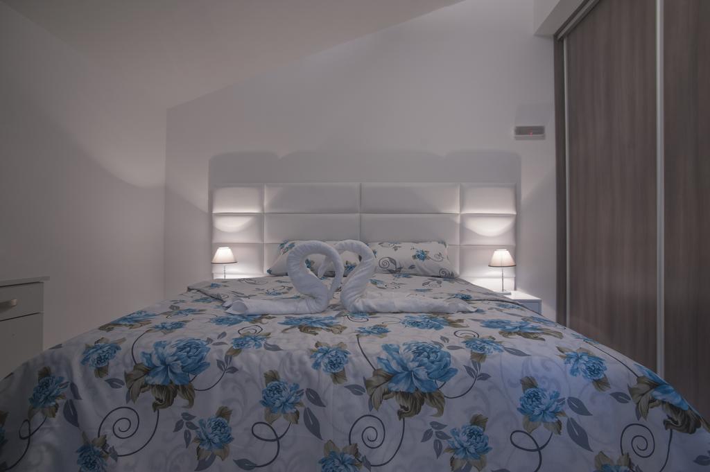Apartments Kuljace Свети-Стефан Экстерьер фото